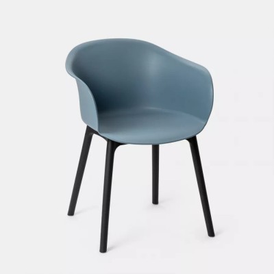 sedia-da-giardino-in-polipropilene-blu-avio-con-gambe-in-metallo-nero-celine-4jpg