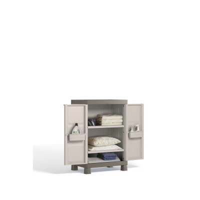 9709000_low20cabinet20excellence_gttf_2jpg